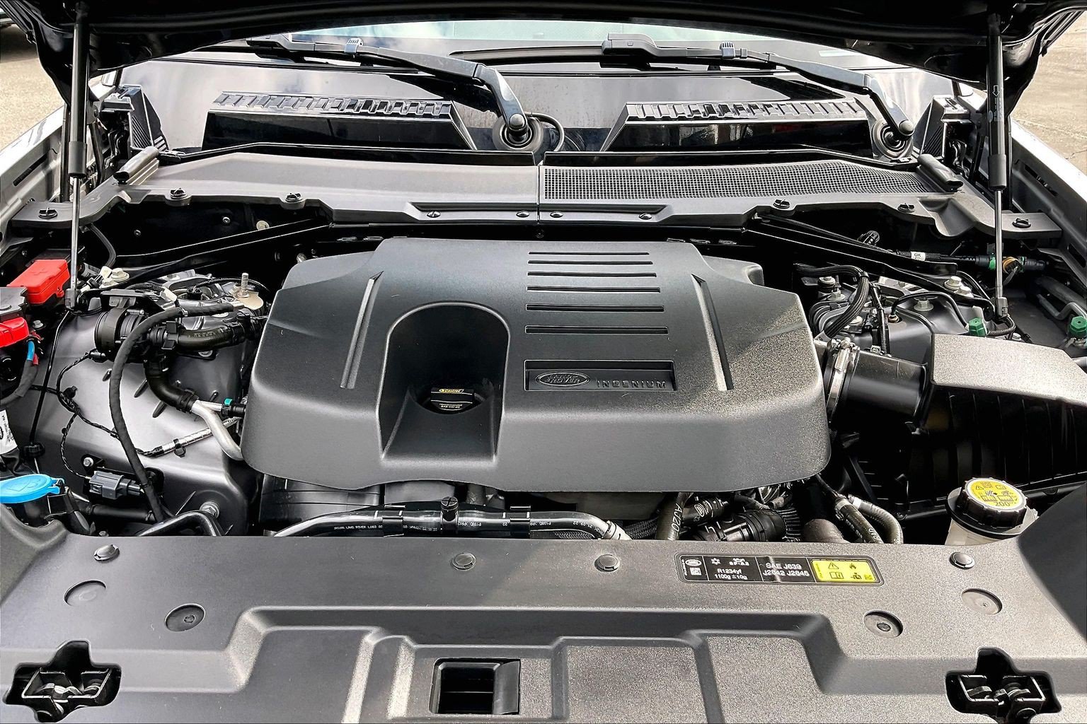 Certified 2023 Land Rover Defender 130 X AWD/4WD image 28