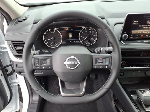 New 2026 Nissan Rogue SV image 12