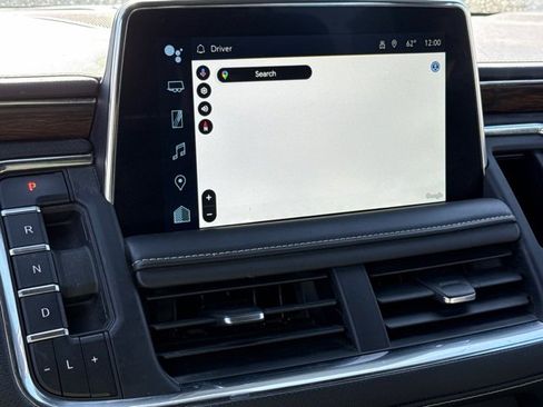 Used 2026 Chevrolet Tahoe LT w/ Comfort Package image 16