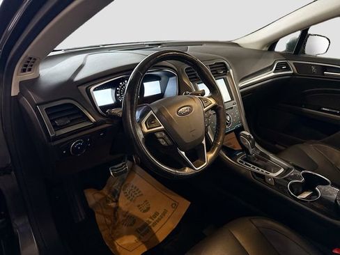 Used 2015 Ford Fusion Titanium image 10