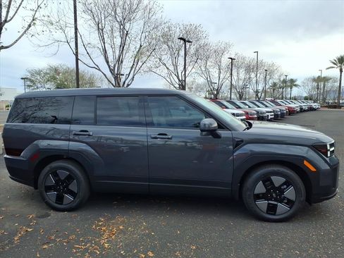 New 2026 Hyundai Santa Fe SE image 3