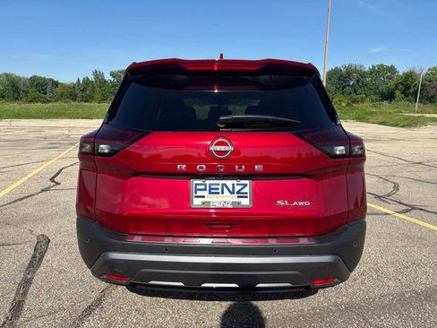 Used 2023 Nissan Rogue SL w/ SL Premium Package AWD/4WD image 6