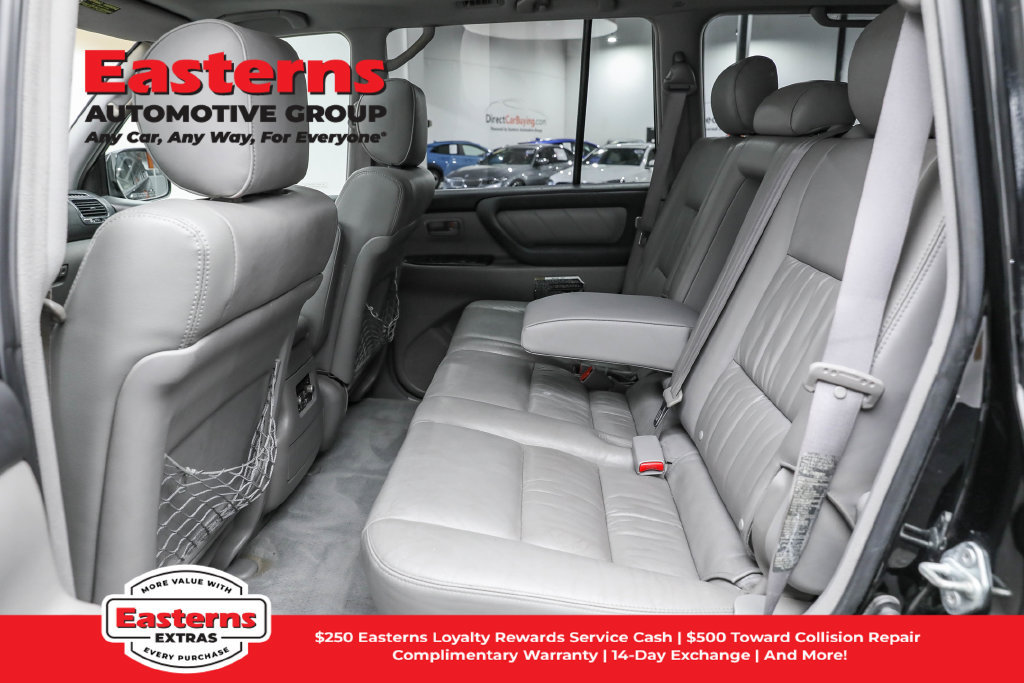Used 2005 Toyota Land Cruiser w/ Convenience Pkg AWD/4WD image 25