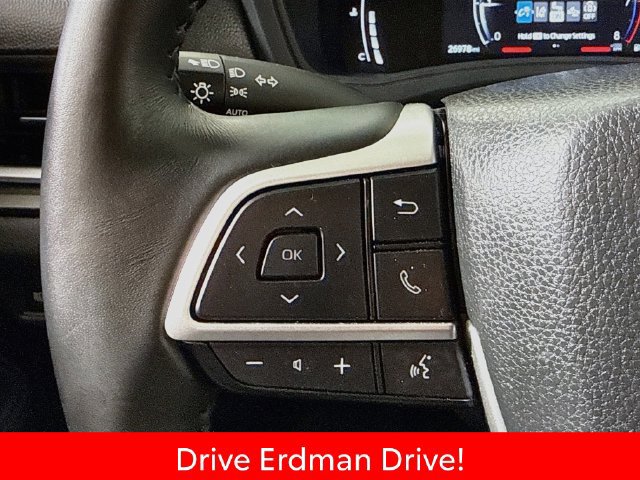 Used 2024 Toyota Grand Highlander AWD image 13
