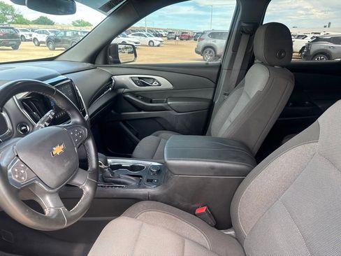 Used 2023 Chevrolet Traverse LT FWD image 41