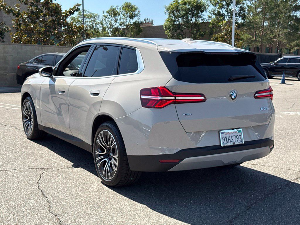 Used 2026 BMW X3 xDrive30i w/ Premium Package AWD/4WD image 12