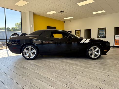 Used 2013 Dodge Challenger R/T Plus image 5