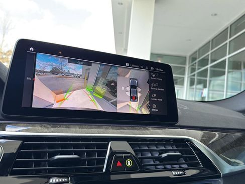 Used 2021 BMW 540i w/ M Sport Package image 22