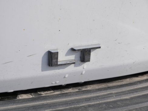 Used 2025 Chevrolet Tahoe LT image 23