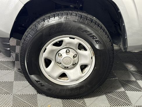 Used 2023 Toyota Tacoma SR w/ SR Convenience Package RWD image 12