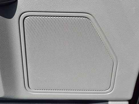 Used 2019 Ford F150 XLT w/ Equipment Group 302A Luxury AWD/4WD image 26