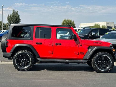 Used 2021 Jeep Wrangler Unlimited Sport AWD/4WD image 3