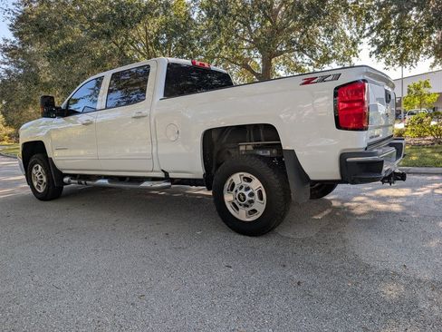 Used 2019 Chevrolet Silverado 2500 LT w/ All Star Edition image 5