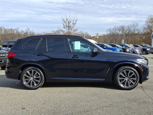 Used 2022 BMW X5 xDrive40i w/ M Sport Package image 12