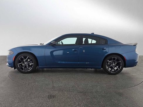 Used 2023 Dodge Charger SXT w/ Blacktop Package image 6