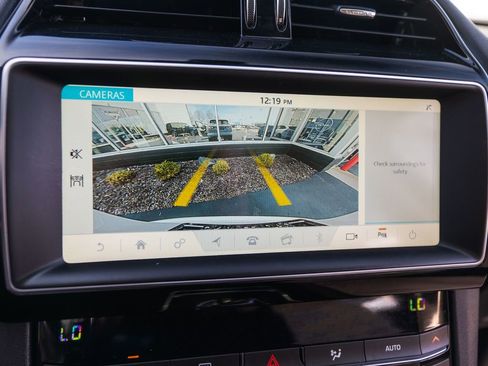 Used 2020 Jaguar F-PACE Premium AWD/4WD image 29