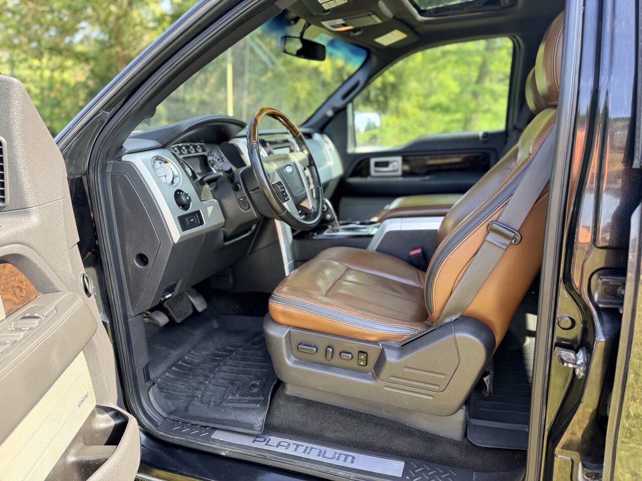 Used 2013 Ford F150 Platinum AWD/4WD image 16