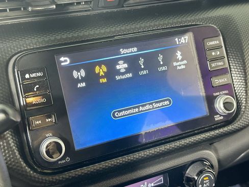 Used 2022 Nissan Kicks SV FWD image 27