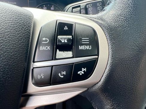 Used 2021 Ford Explorer XLT w/ Equipment Group 202A AWD/4WD image 26