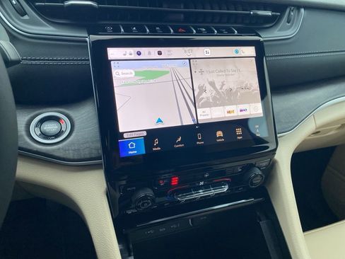 New 2025 Jeep Grand Cherokee L Limited image 22