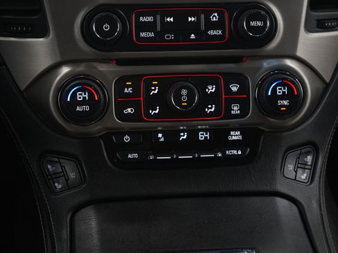 Used 2015 GMC Yukon Denali AWD/4WD image 21