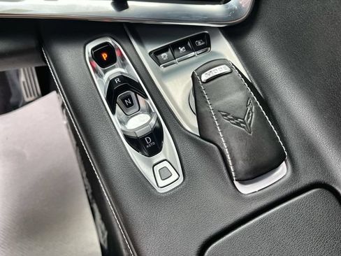 Used 2020 Chevrolet Corvette Stingray Preferred Cpe w/ 2LT Preferred Equipment Group RWD image 22