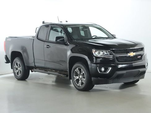 Used 2020 Chevrolet Colorado Z71 AWD/4WD image 9