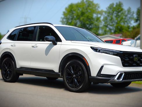 Used 2026 Honda CR-V Sport Touring image 3