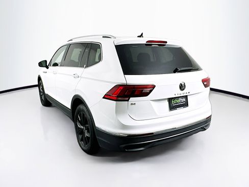 Used 2024 Volkswagen Tiguan SE image 5