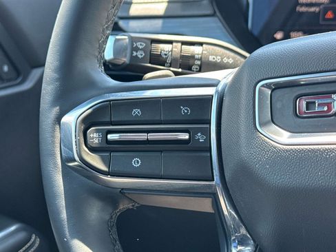 Used 2025 GMC Acadia Elevation FWD image 24