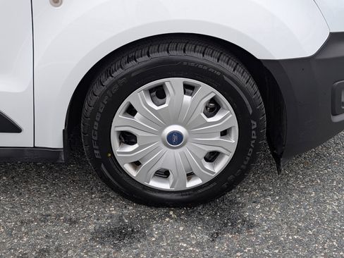 Certified 2023 Ford Transit Connect XL image 9