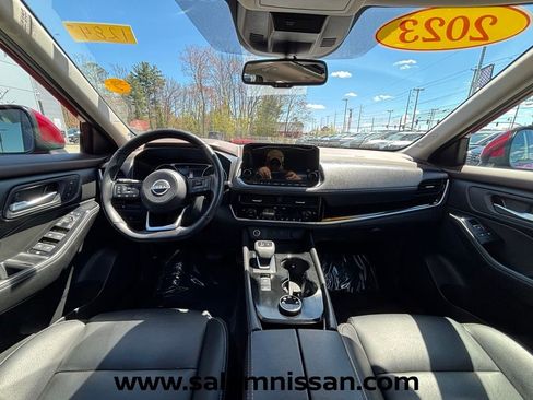 Certified 2023 Nissan Rogue SL w/ SL Premium Package AWD/4WD image 13