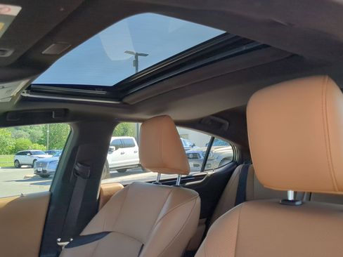 Used 2021 Lexus ES 350 w/ Premium Package FWD image 20