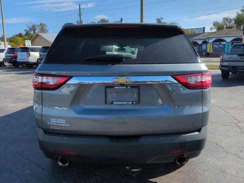 Used 2020 Chevrolet Traverse LS image 5