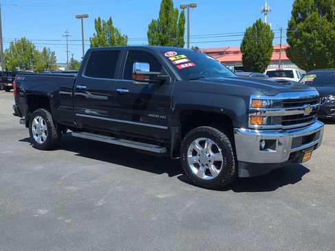 Used 2019 Chevrolet Silverado 2500 LTZ w/ Duramax Plus Package AWD/4WD image 1