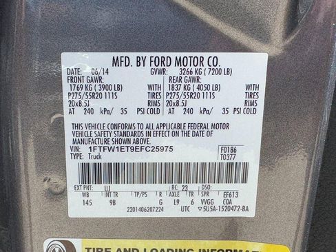 Used 2014 Ford F150 Platinum image 25