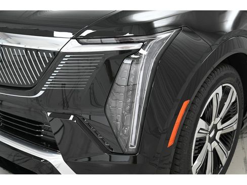 New 2026 Cadillac Escalade IQ Luxury 1 image 9