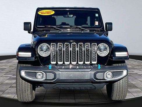 Used 2023 Jeep Wrangler Unlimited Sahara AWD/4WD image 3
