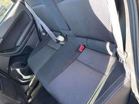 Used 2018 Subaru Forester 2.5i Premium image 16