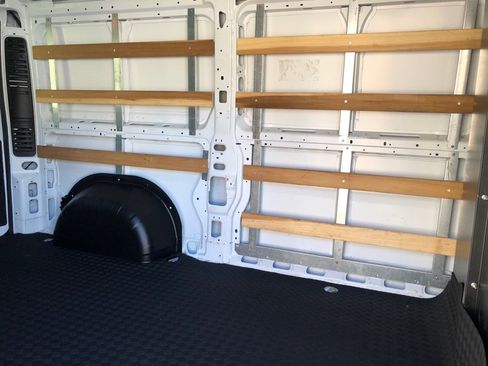 Used 2025 RAM ProMaster 2500 w/ U-Haul Equipment Group FWD image 23