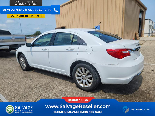 Used 2012 Chrysler 200 Touring FWD image 3