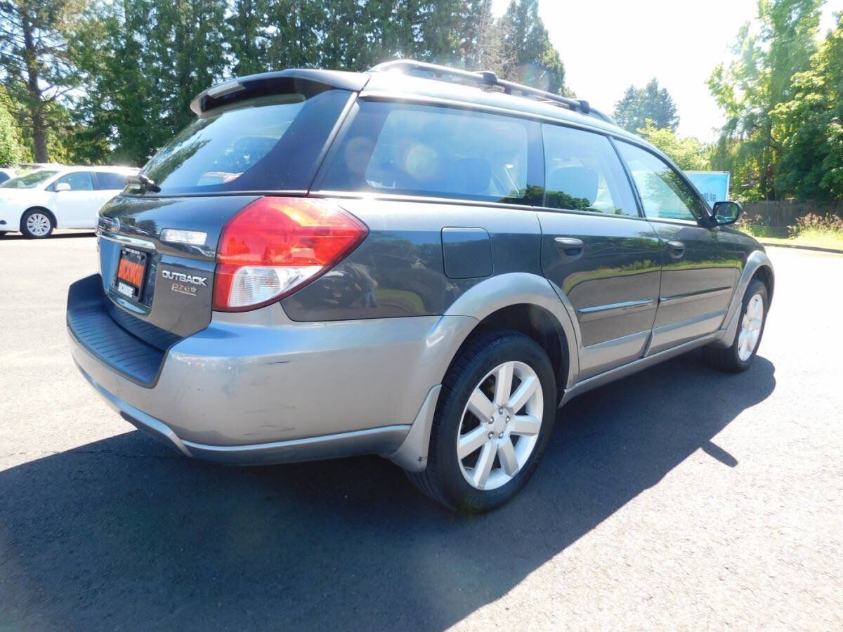 Used 2009 Subaru Outback 2.5i Special Edition AWD/4WD image 2