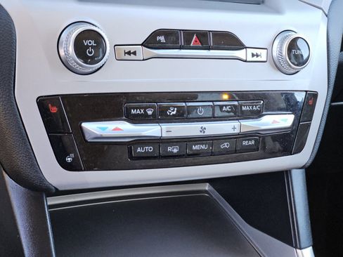 Certified 2023 Ford Explorer XLT w/ Equipment Group 202A image 23