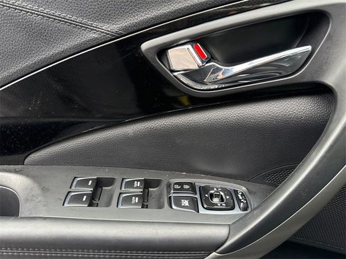 Used 2016 Hyundai Azera image 18