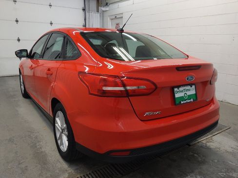 Used 2017 Ford Focus SE FWD image 5