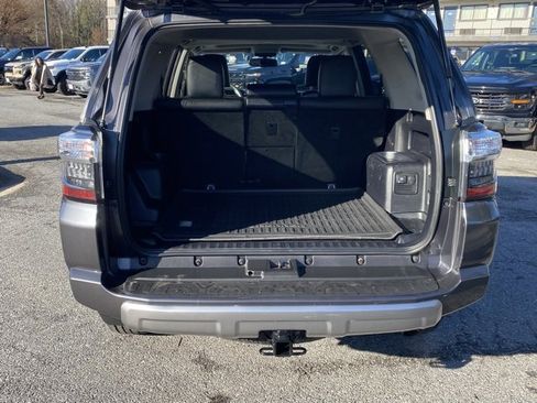 Used 2018 Toyota 4Runner TRD Off-Road Premium image 7