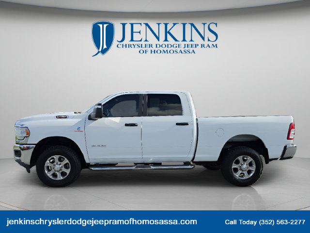 Used 2024 RAM 2500 Big Horn AWD/4WD image 9