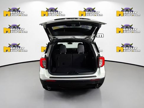 Used 2023 Ford Explorer ST-Line AWD/4WD image 27