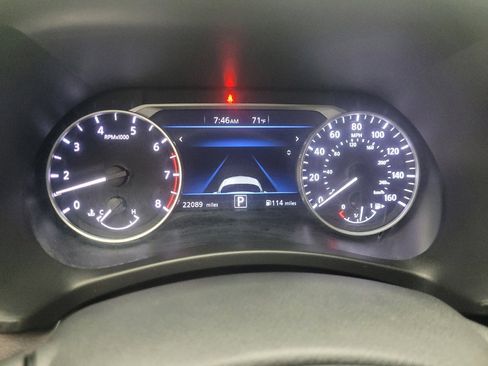 Used 2023 Nissan Sentra SR w/ Midnight Edition Package FWD image 23