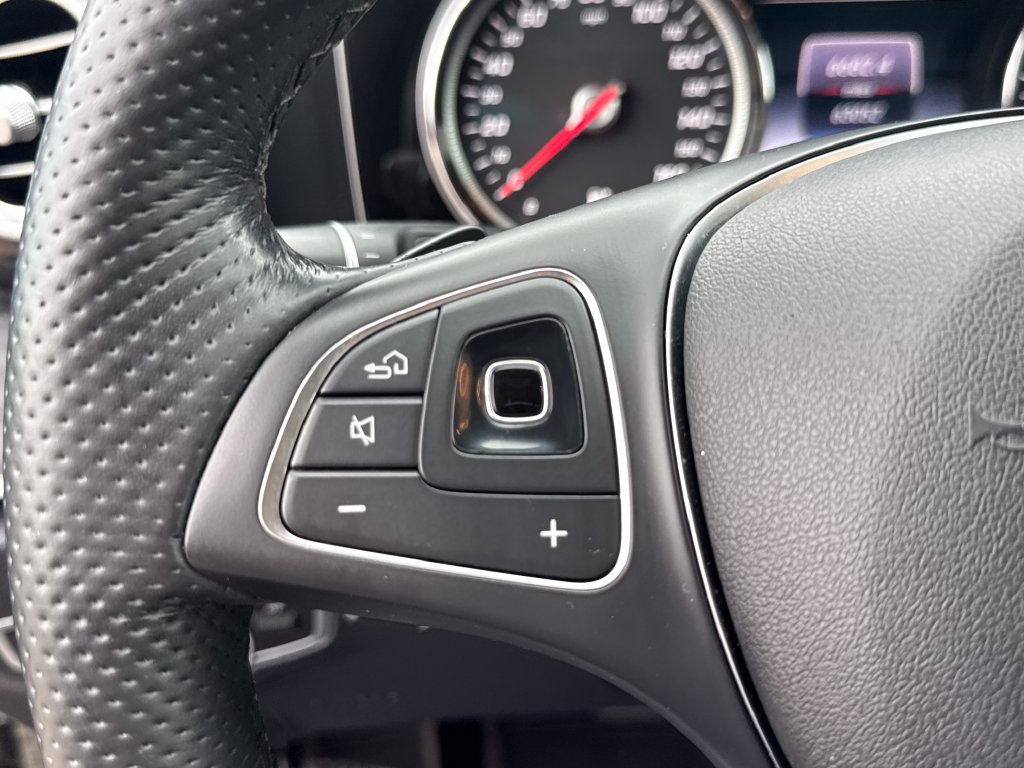 Used 2018 Mercedes-Benz E 300 image 14